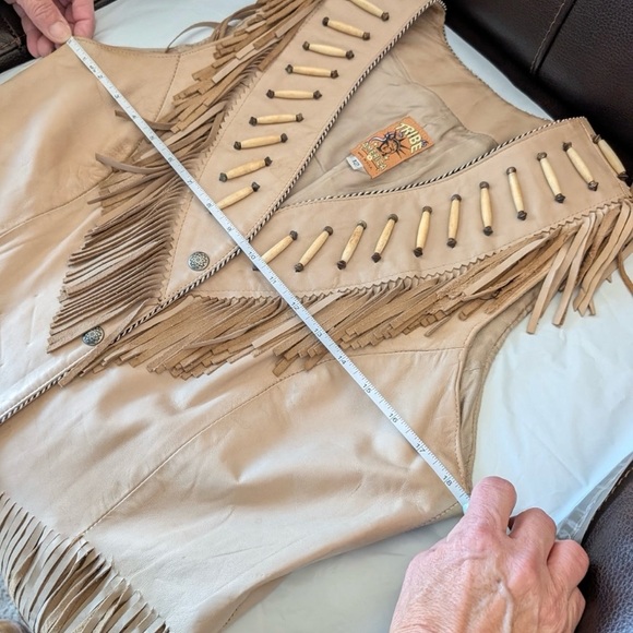 TRIBE AMERICA native leather vest -beaded fringe- size 12 worn 2 times! - Picture 5 of 6